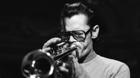how did chet baker die.